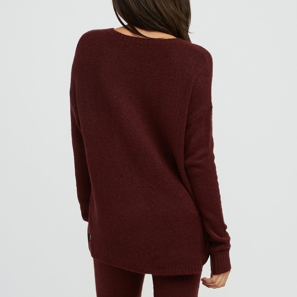 🌴🌼RVCA- UNBOYFRIENDS COZY SWEATER🌼🌴 - Picture 7 of 8